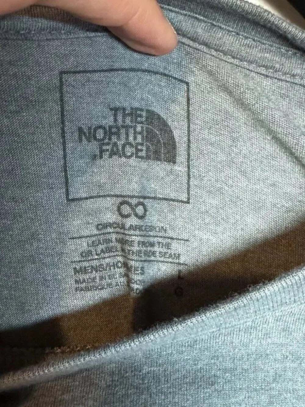 The North Face Men’s Long Sleeve Multicolor Logo T-Shirt Size Large